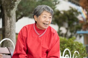 棚原さんはいじめを受けても言い返すことなく、エネルギーをソフトボールに振り向けた。