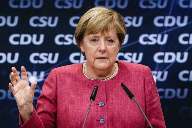 ドイツ・ベルリンで開催されたドイツキリスト教民主同盟のイベントでスピーチを行うメルケル首相＝2021年9月6日