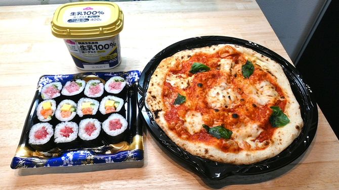 コーヨーの寿司、ダイエーのピザ、イオンPB(トップバリュ)のヨーグルト