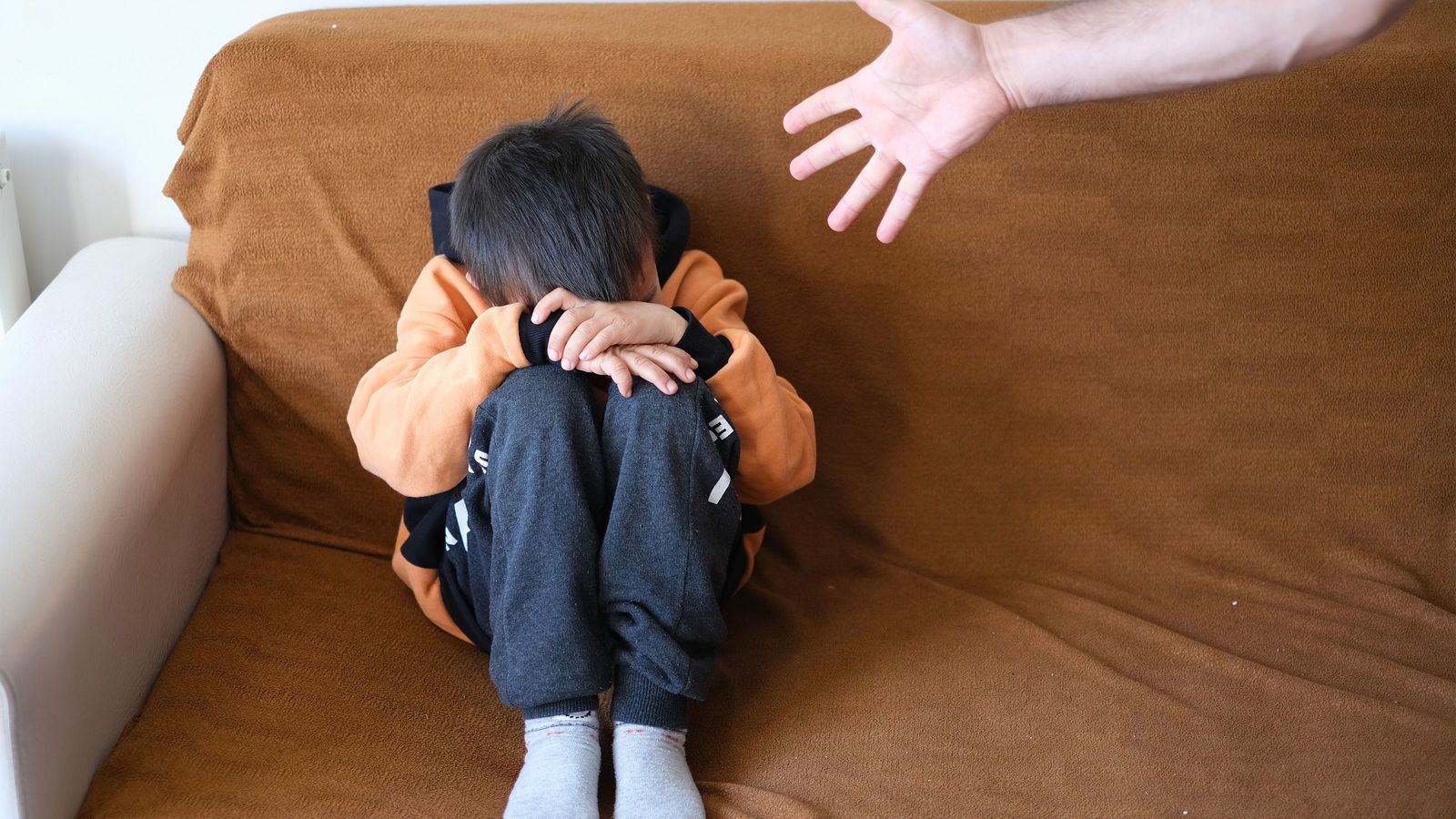 ｢何があったの?｣と聞くから余計に心を閉ざす…児童精神科医が教える"子供が不登校になったとき"のNG声かけ たっぷり愛情を注いでも不登校になるときはなる