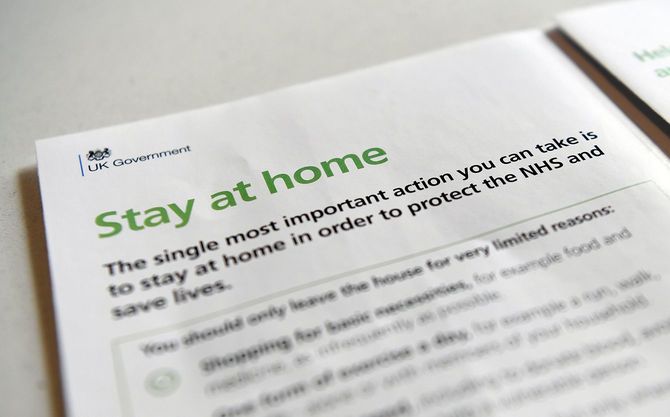 英国-健康-ウイルス-文字