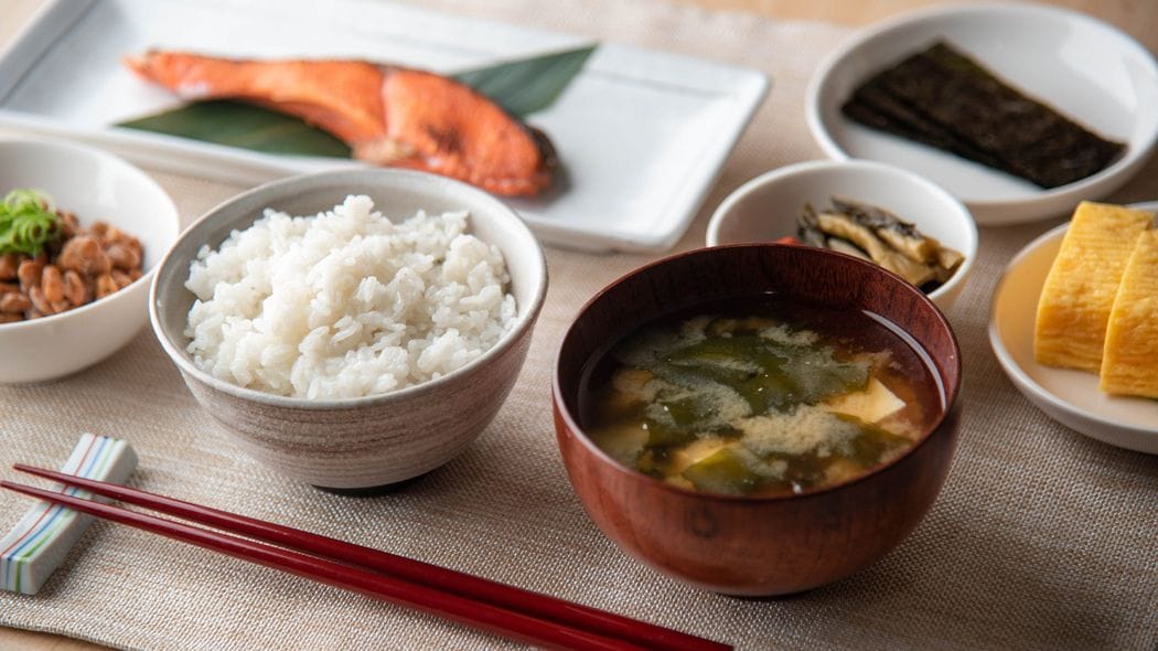 ｢起きてすぐに朝食を食べる｣はダメ…大学医学部の発表でわかった｢健康な腸｣のためにやるべき毎朝の習慣 ｢最悪の場合､大腸がんを発症する｣を防ぐ