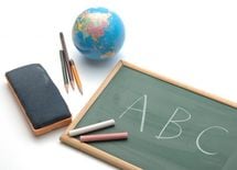 そのまま使える！「英文メール＆資料」書き方帳【前編】