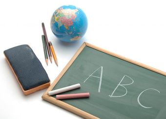 そのまま使える！「英文メール＆資料」書き方帳【前編】