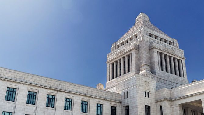 夏の国会議事堂