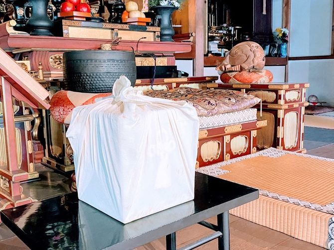 骨葬は将来的にスタンダードな葬式になるかもしれない