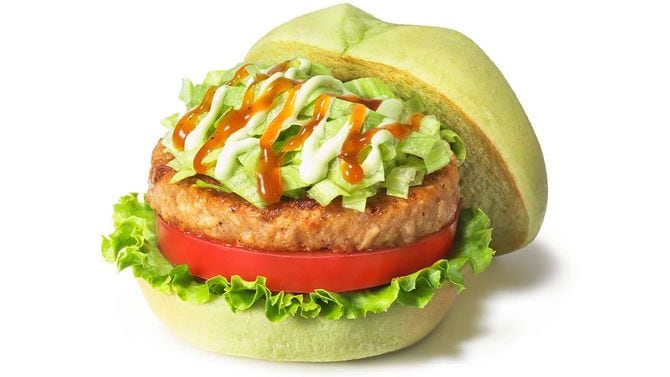 創業時からの根強いファンに支えられてきたモスバーガーが、新規顧客開拓に本腰を入れた――。動物性食材などを使用しない“環境と身体に優しいバーガー”第2弾、「グリーンバーガー<テリヤキ>」