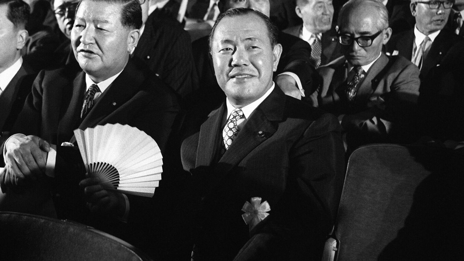 ｢庶民宰相｣は庶民の"敵"だった…今太閤･田中角栄を失脚させた｢50年前の文春砲｣のインパクト 田中内閣になってから庶民の生活はかなり厳しくなっていた