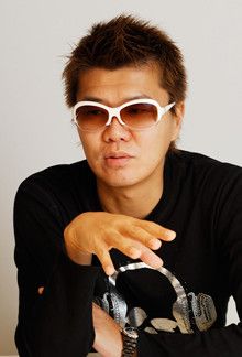 毎日、目上の人たちと飯を食う。それを10年続けよ<br><strong>プロデューサー おちまさと●</strong>数多くの番組の企画・演出・プロデュースや企業プロデュースを手がける。