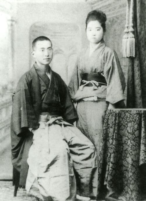 中村屋創業者・相馬愛蔵と妻の黒光