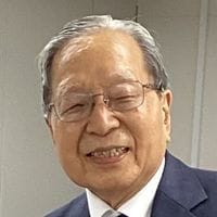 香川 靖雄