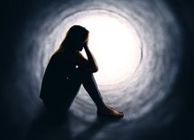 20歳まで子供は"うつ"を言葉にできない