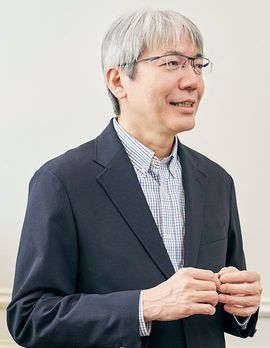 淺野 智之（あさの・ともゆき） 株式会社レゾナック プリンシパル 変革推進統括 1992年筑波大学卒業後、住友スリーエム入社。その後、シナプティクスジャパン営業統括部長、ヘンケルジャパン、ヘンケルアジアパシフィックで要職を歴任。2018年に日立化成（現レゾナック）入社後は、実装材料事業部長、封止材・パッケージ材料事業部長などを務め、2022年からは変革推進プロジェクトリーダーも兼務。2023年よりレゾナック理事CDO付事業担当プリンシパル、2024年よりCDIO付プリンシパル 変革推進統括。