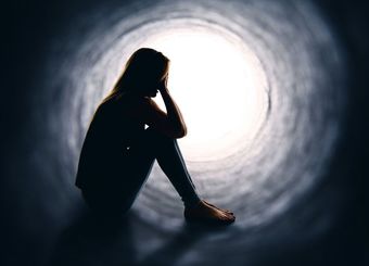 20歳まで子供は"うつ"を言葉にできない