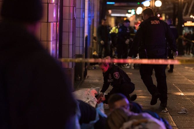 銃乱射事件の現場