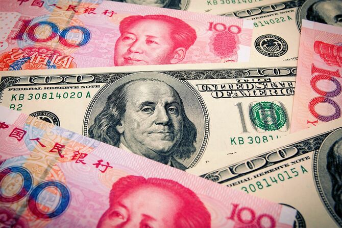 中国元と米ドル