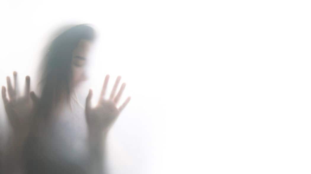 中絶手術で掻き出される寸前…テレクラ"デキ婚"の親に望まれずに生まれた娘が破滅人生の母から受けた冷酷 母親は20歳で妊娠￫中絶決意も出産￫離婚￫育児放棄￫元彼と再婚￫バツ2