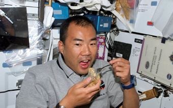 ｢すし｣でも｢ラーメン｣でもない…元宇宙飛行士･野口聡一さんが明かす｢宇宙で大人気の日本食メニュー｣