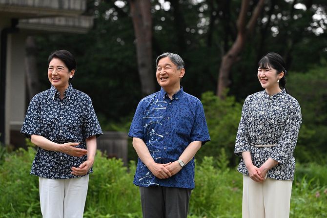 天皇・皇后両陛下と愛子さま