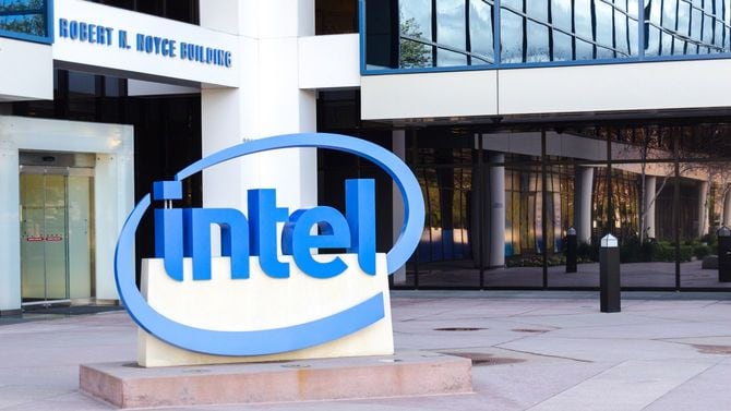 米サンタクララにあるインテル本社
