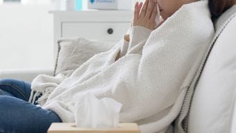 ヨーグルトでも納豆でもない…｢クイっと一口｣で花粉･ホコリのグズグズ鼻がラクになるスーパーにある"調味料"