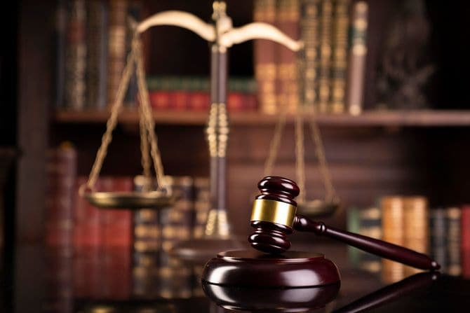 裁判官室