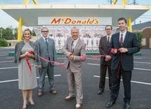 "フィレオフィッシュ"はFC店の発案だった