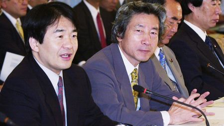 小泉純一郎　第73回自由民主党表彰記念　総裁　書 小泉純一郎 第73回自由民主党表彰記念 総裁 書 新到着 小泉