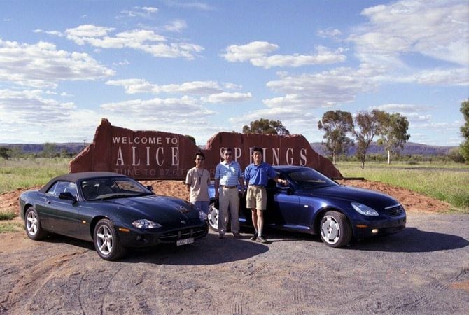 駐在時代の木村社長(右)