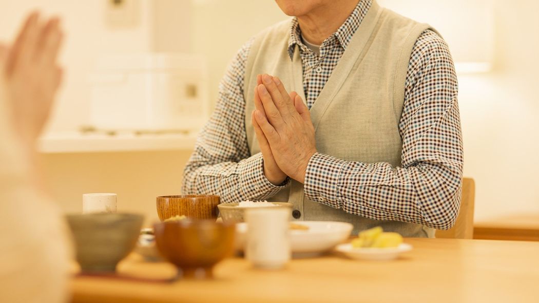 元気な中高年が｢あえて食べないもの｣・高級タワマン住民が注目する商品・スマホの充電は｢100%｣にしない【編集部注目記事3選】 編集者が選ぶ今週の3本