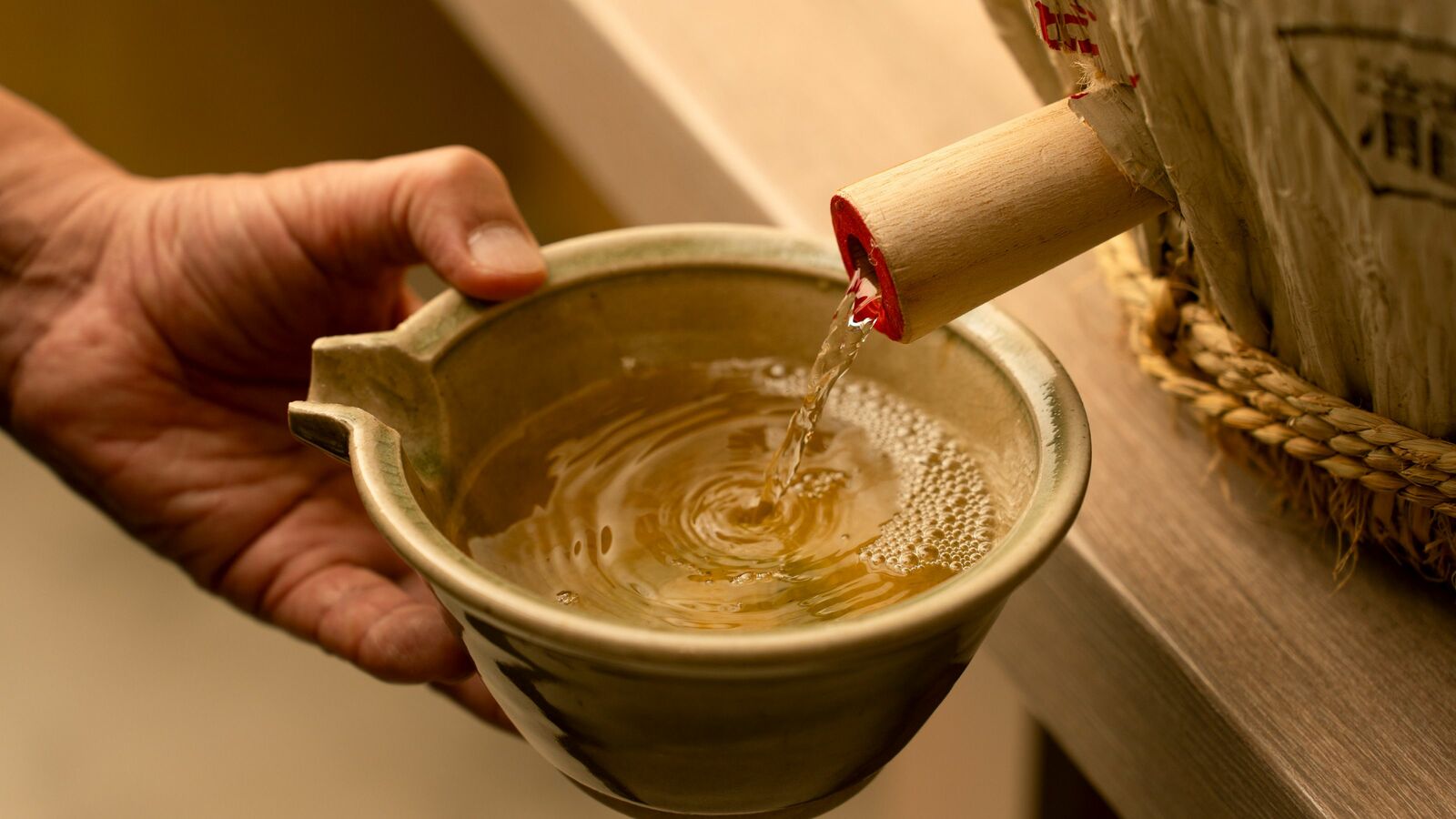 江戸時代の乾杯は一年中｢お燗｣…燗酒とセット販売された"つまみ"は花見にも重宝するコンビニの定番商品 家にいながら酒の肴が買える環境にあった