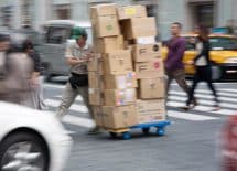 一方的な値上げで利用者に牙むく"黒ネコ"