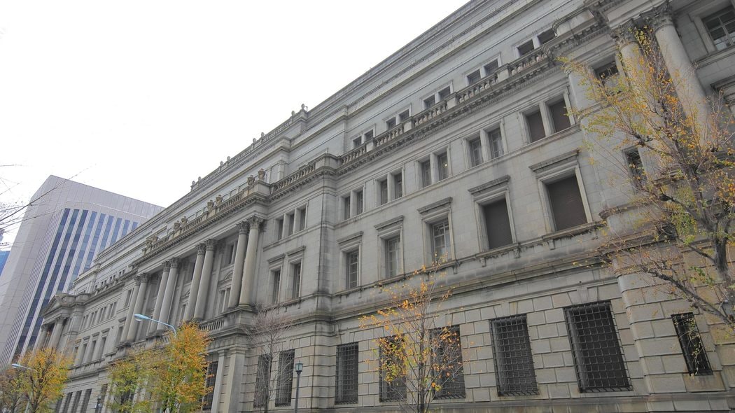 ｢日本人の給料はなぜ30年間上がっていないのか｣すべての責任は日本銀行にある 金融緩和をもっと徹底すべきだった