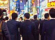 年収1300万"妻に月20万渡し収支真っ赤"