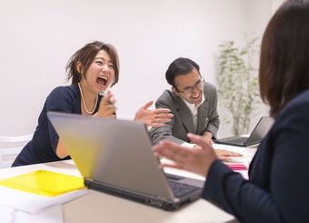吉本芸人からトップ営業に転進できた理由