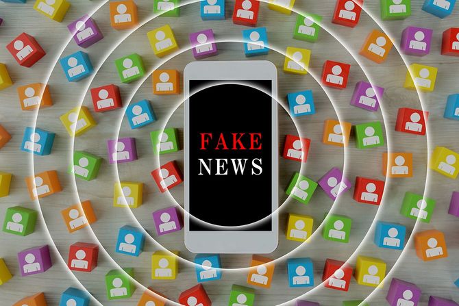 中傷やフェイクニュース