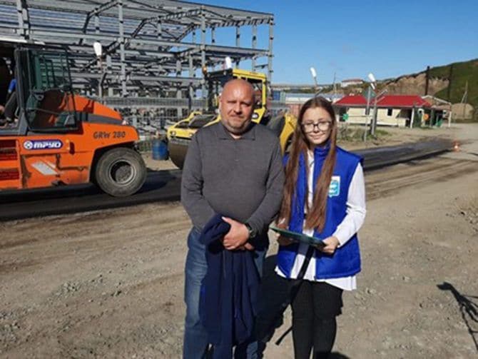色丹島でアスファルト道路の工事が始まった