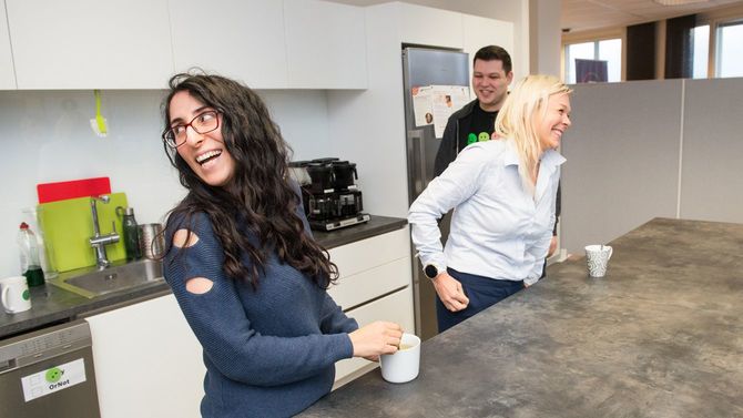 オフィスのキッチンスペース