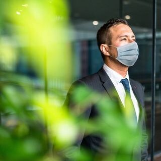 うちの上層部はバカばっかり 仕事のできない高学歴社員ほど会社の愚痴を吐くワケ こんな会社いつでも辞めてやる President Online プレジデントオンライン