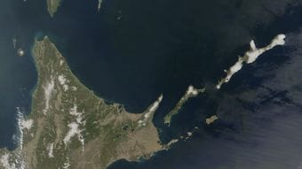 だからプーチンは北方領土を手放さない…｢逆さ地図｣で見えてくる､択捉島･国後島の本当の価値