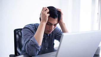 "反社系"キャバクラで副業したら本業はクビか