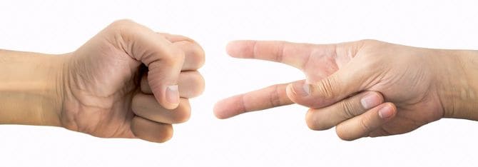 「後出しジャンケン」のほうが有利