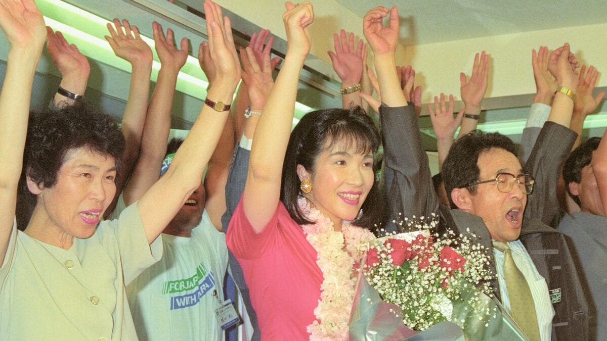 安倍元首相の後継者｣になる以外に道はなかったのか…高市早苗氏が出世の