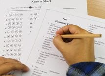 TOEICは公式問題集の解答解説を先に読め