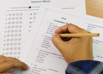 TOEICは公式問題集の解答解説を先に読め