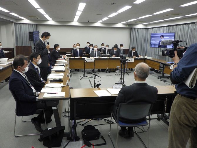 調査ボーリングが議論された県地質構造・水資源専門部会