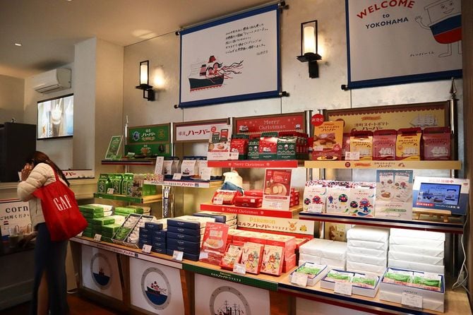 旧ありあけ本社1階の「レ・ザンジュ・ベイ・ヨコハマ　山下本店」には、さまざまな種類のハーバーが揃っている