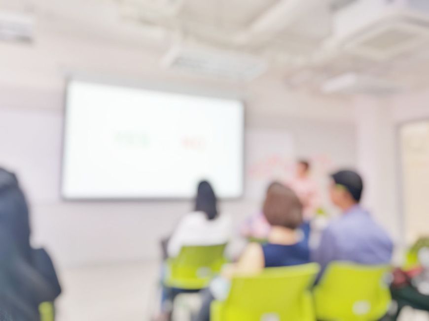 学校での保護者の集まり