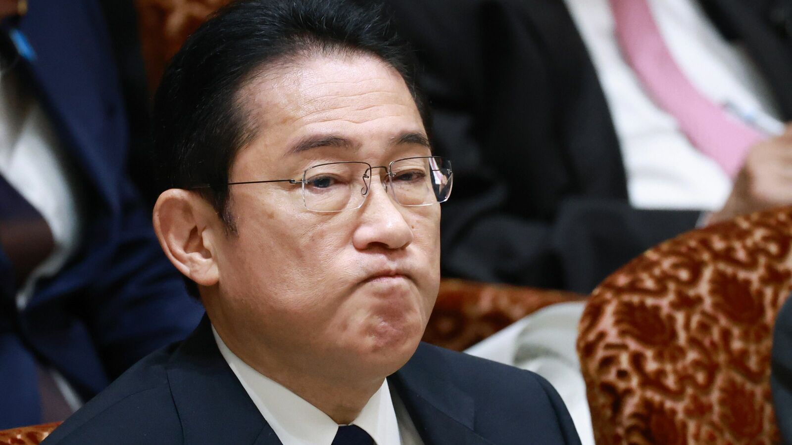 ｢4万円減税｣より｢4万円給付｣のほうが効果的なのに…岸田首相がこだわる｢減税｣はスジが悪いと言える理由 複雑かつ不公平で､みんなが損するだけ