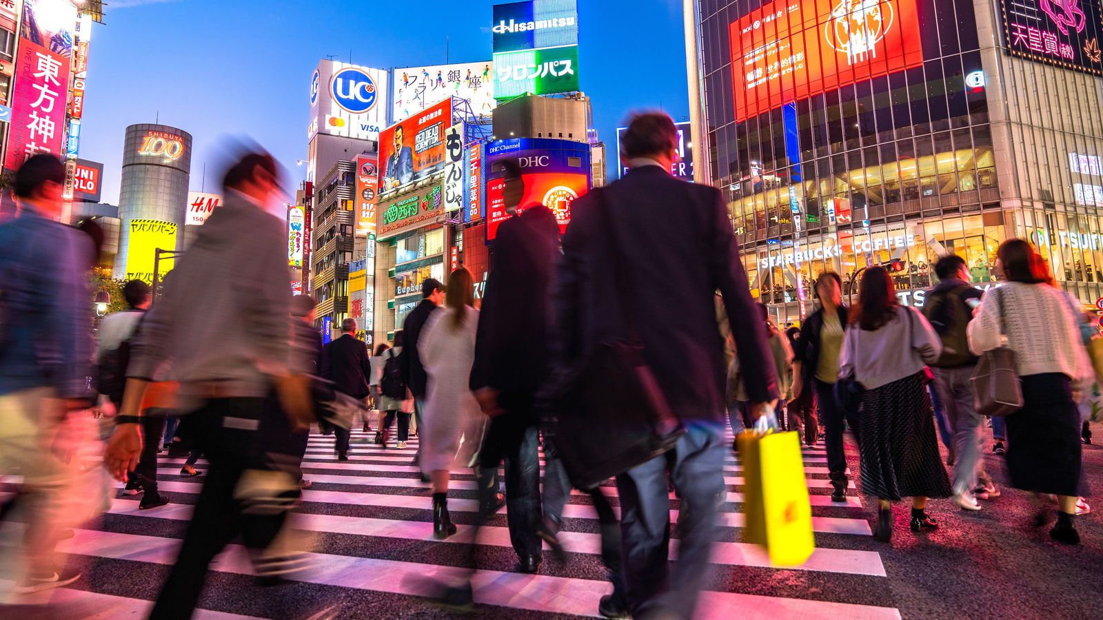 スーツ姿で都心駅前の｢痴漢外来｣に通う男性たちが抱える闇 ｢やめたいのに､やめられない｣